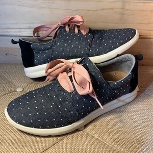 Toms Del Rey Womens Sneakers Size 9 Gray White Polka Dot Pink Lace UP Shoes